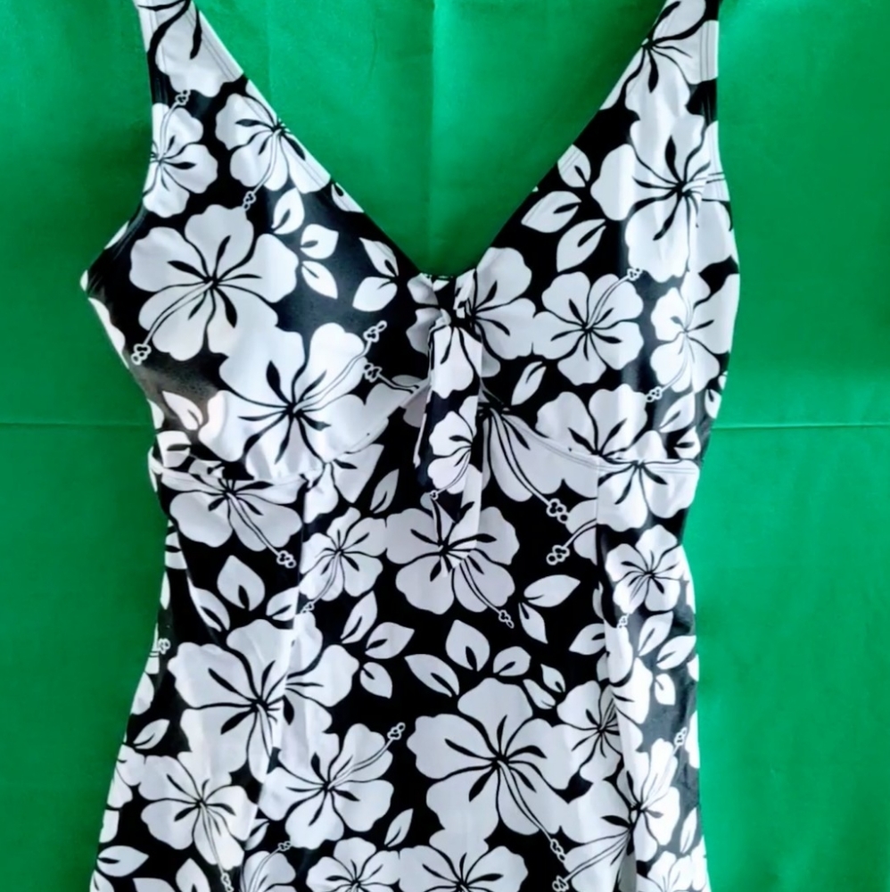 New Plus Size Women's One Piece Swim Suit